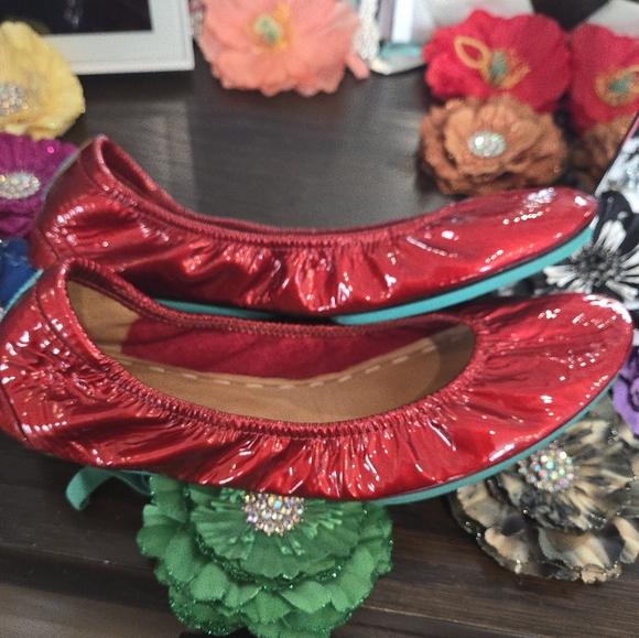 Tieks Red Diamond Size 9 Great Condition - Picture 4 of 6